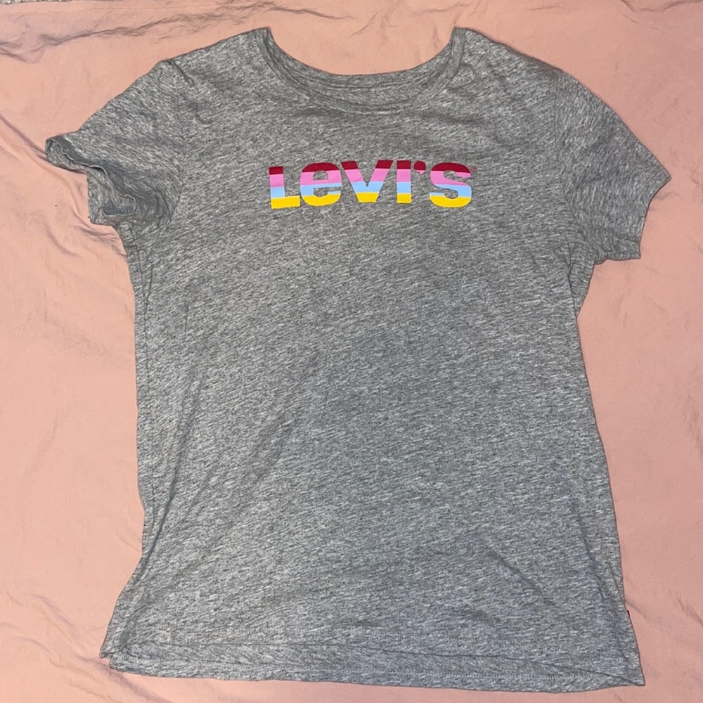Levi’s T-shirt